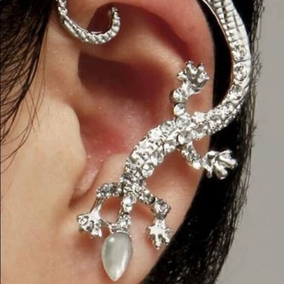 1 Piece Rhinestone Ear Decoration - Picture 1 of 3